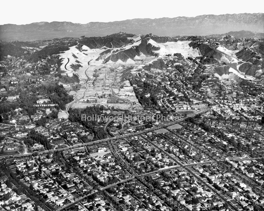 Trousdale Estates 1958 No. view to Sunset Blvd. newly developed .jpg